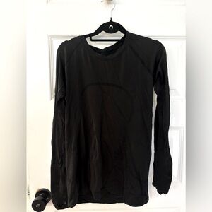 Lululemon, Black long sleeve, size 8